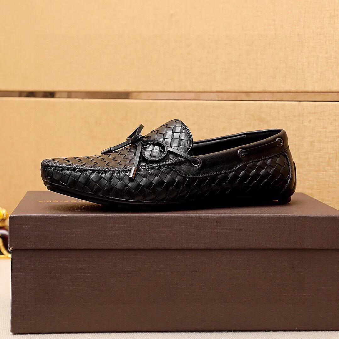 Men's men's shoes 💰500 💐 BV men's slip-on shoes® [BOTTEGA VENETA] official website counter new model, one-to-one mold opening ⚠Italian calfskin purely hand-woven ➕cow 🐂 leather lining. Driving slip-ons, available at counters, sizes 38～44 (45🉑️customized)